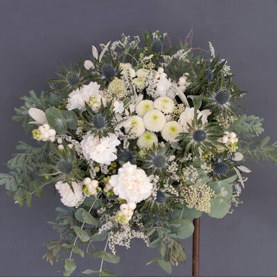 Brudebukett-med-tistler