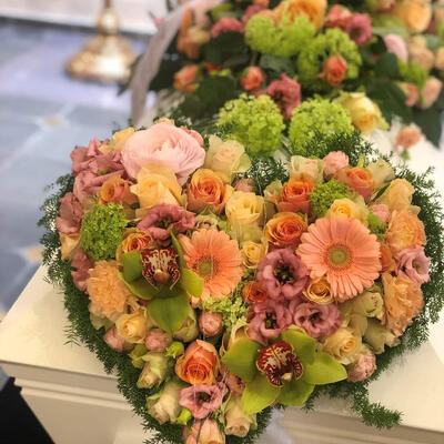 Begravelse-i-duse-toner