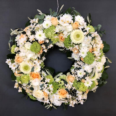 Krans-i-lyse-vårtoner